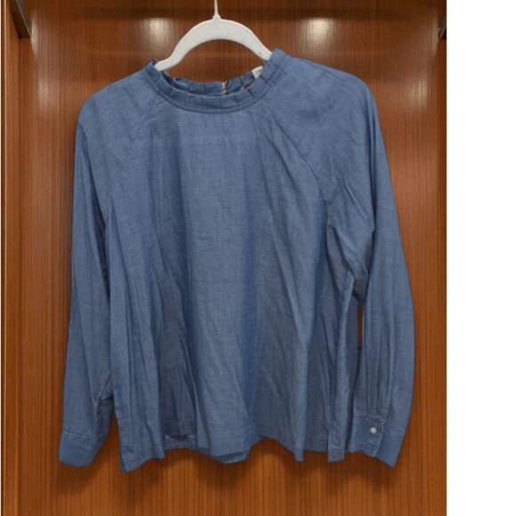 Ann Taylor LOFT Blue Ruffle Neck Chambray Long Sleeve Blouse - Picture 1 of 2